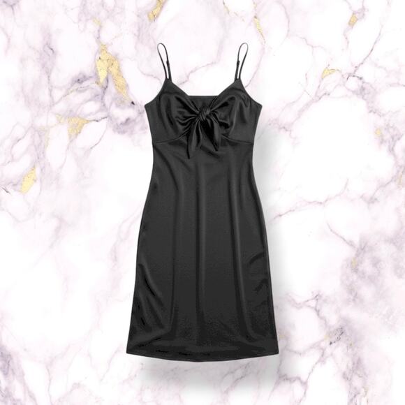 SOCIALITE New Satin Tie Front V-Neck Sleeveless Midi Length Dress Black Small - Picture 14 of 14